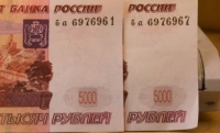 В одном из торговых центров Воронежа сбывали фальшивые купюры