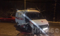 В Воронеже кроссовер врезался в машину скорой помощи В Воронеже кроссовер врезался в машину скорой помощи