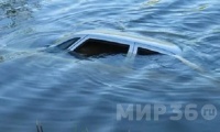 В Острогожске водитель утонул вместе с машиной