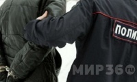   В Воронеже посетитель больницы остался без верхней одежды и обуви