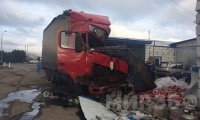 В Павловском районе почти в одном и том же месте в двух крупных авариях с большегрузами погибли два водителя 