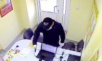  Напавший с шилом на работников салона микрозаймов в Воронеже задержан