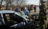    В двух районах Воронежской области две иномарки врезались в деревья