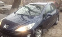 В Бутурлиновке угнали автомобиль вместе с водителем В Бутурлиновке угнали автомобиль вместе с водителем