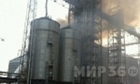 В Борисоглебском районе тушили пожар на маслозаводе