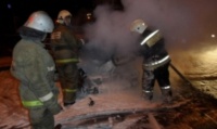  За две ночи спасатели трижды выезжали на пожары в Коминтерновском районе.