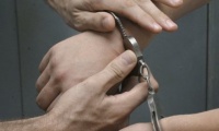   Жителя Воронежа ограбили и раздели