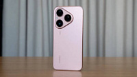 Не просто звонилка: почему новый Huawei Pura 80 снова заставил говорить о себе всю Россию